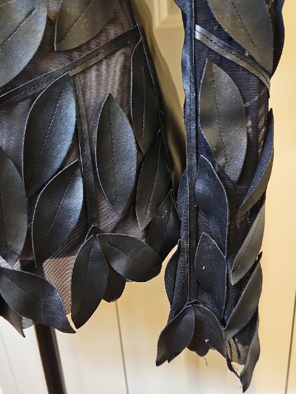 Frank Lyman Black Leaf-Pattern Faux Leather Zip Jacket Women 6 - Picture 4 of 13